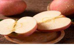 怎么清洗苹果上的蜡 吃苹果对皮肤好吗