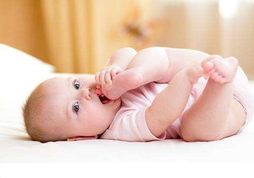 宝宝后脑勺出汗多是怎么回事 有什么影响吗？
