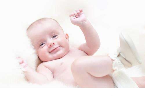 2个月宝宝发育指标 两个月宝宝正常发育指标