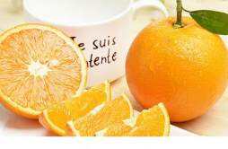 橙子和橘子哪个容易上火 橘子和橙子的营养区别