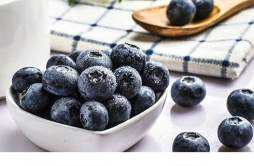 蓝莓每天吃多少合适 蓝莓怎么洗才干净