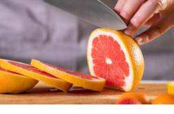 三红蜜柚和红心蜜柚有什么区别 三红蜜柚跟红心蜜柚哪种好吃