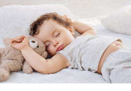 孩子几岁自己睡比较好 孩子最好几岁自己睡