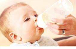 宝宝吃奶抽搐是什么原因 宝宝吃奶时抽搐怎么办