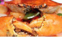 螃蟹和西梅能一起吃吗 吃完螃蟹多久可以吃西梅