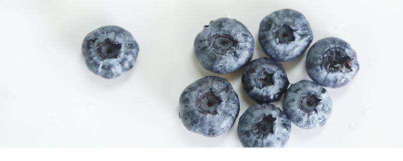 蓝莓要剥皮吗 蓝莓籽可以吃吗