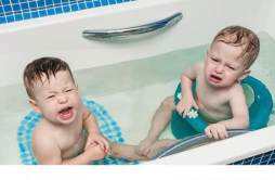 宝宝出汗后可以洗澡吗 要怎么洗澡？