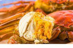 螃蟹葡萄可以同吃吗 螃蟹和葡萄一起吃会中毒吗