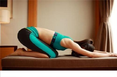 失眠练瑜伽有用吗 治疗失眠的瑜伽动作