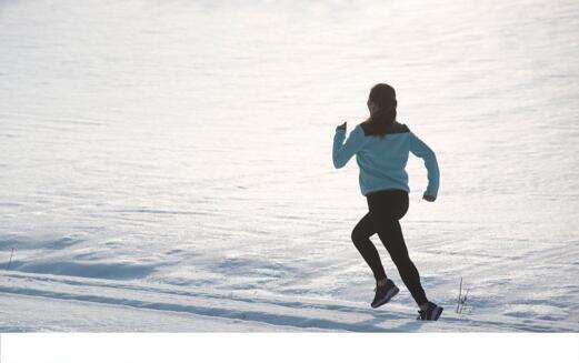 冬天跑步不出汗有用吗 冬天跑步不怎么出汗