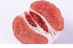 红柚子和白柚子哪个甜 红柚和白柚哪个糖分高