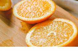 脐橙和冰糖橙的差别 脐橙有些软了还能吃吗