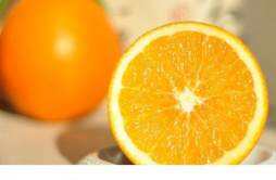 橙子可以和苹果一起榨汁吗 一天喝多少橙子苹果汁较好