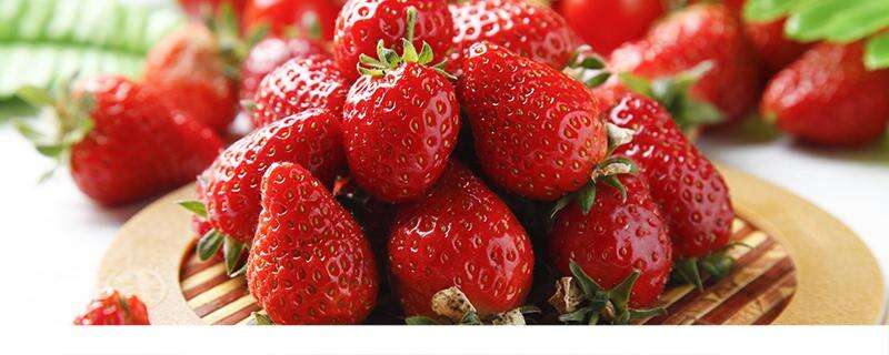 草莓变白了发软能吃吗 吃了发白的草莓有事吗