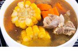 玉米胡萝卜排骨汤放什么配料 玉米胡萝卜排骨汤不吃排骨多少热量