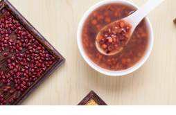 红豆薏米茶经期能喝吗 喝薏米水排湿初期症状