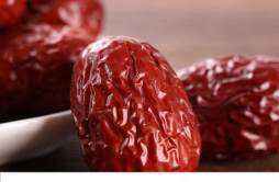 红枣夹核桃有什么营养 坚果是高热量食物吗