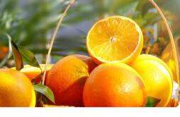 橙子蒸熟和生吃的区别 蒸橙子不放盐有效果吗