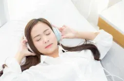 研究证实听音乐可改善失眠，但选错音乐恐越听越难睡！ 4个技巧提升音乐助眠功效