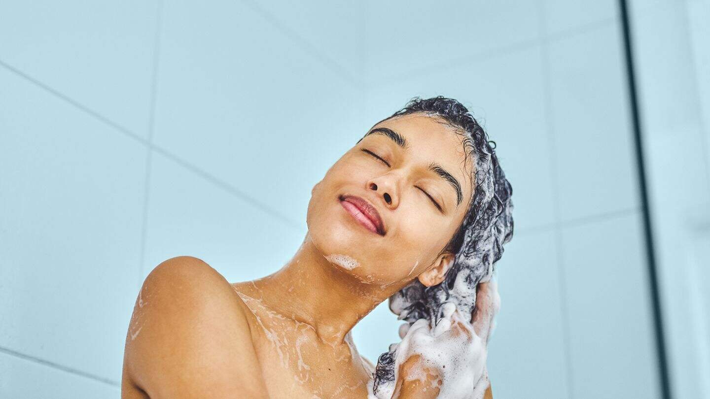 如何正确洗头发？专家教你洗头发的频率和方法
