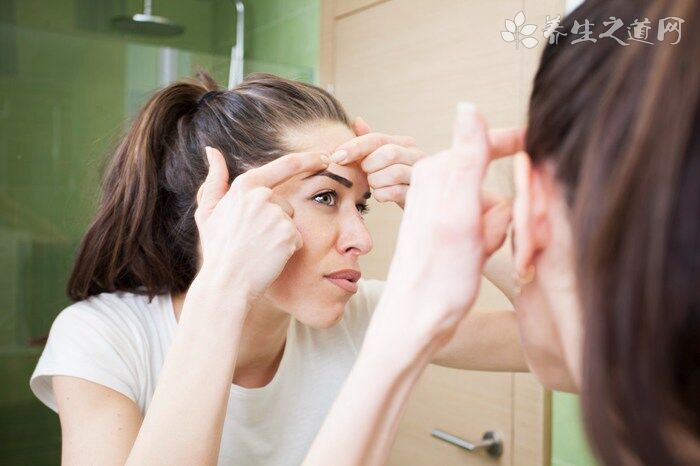女人洗脸多了会长皱纹吗？