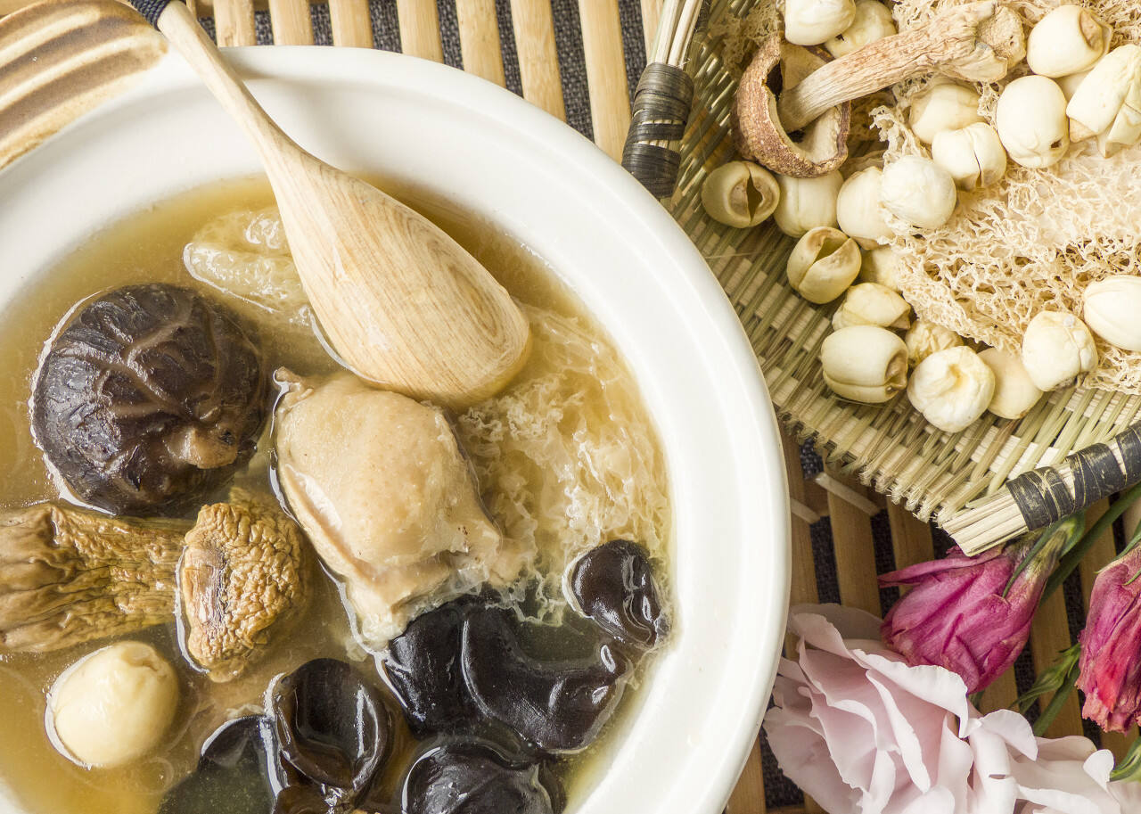 感冒咳嗽可以吃香菇烧鸭粥吗  香菇烧鸭粥的做法