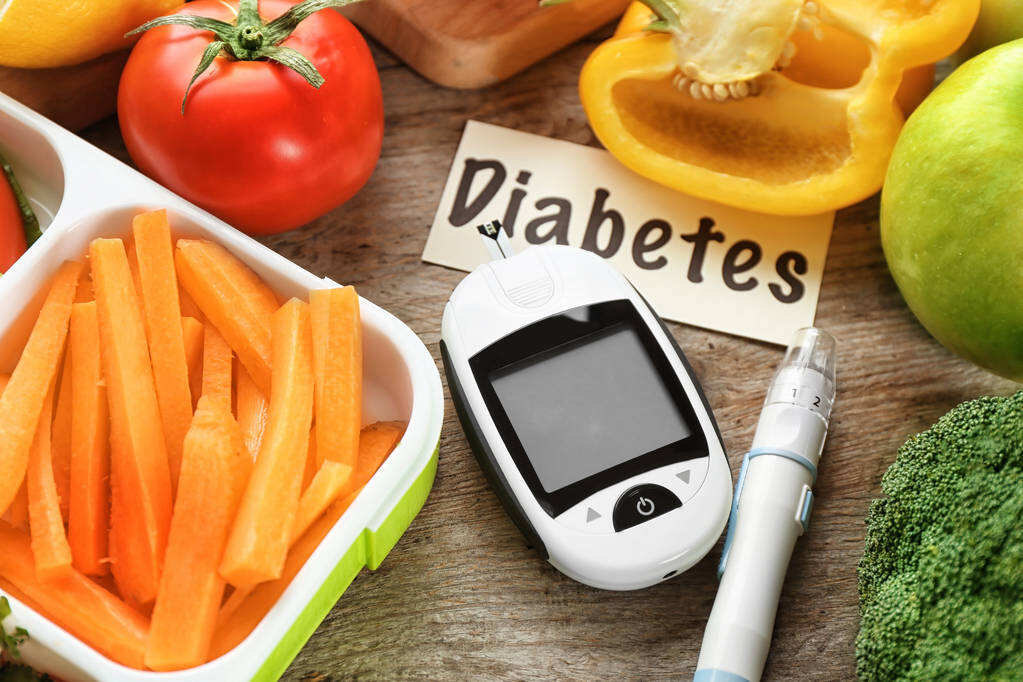 糖尿病人如何进行饮食治疗 要从这四个方面入手