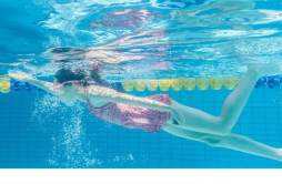 冬天游泳会导致身体寒气加重吗 长期坚持游泳,是不是会导致寒气入侵?