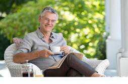 老年人喝咖啡注意补钙 喝咖啡容易缺钙要补充吃什么