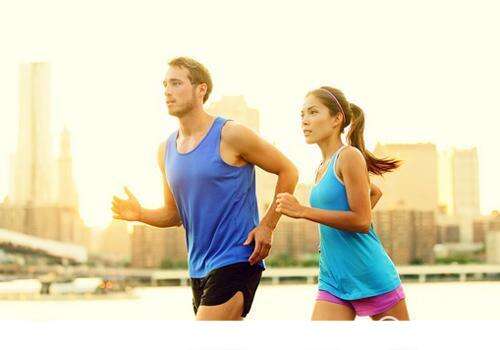 正确原地跑步姿势能减肥